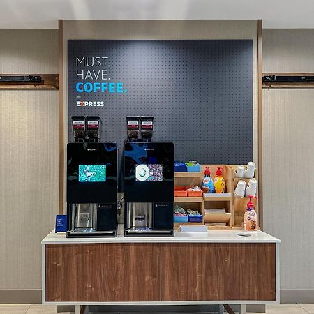Holiday Inn Express & Suites Chicago - Hoffman Estates By Ihg Ngoại thất bức ảnh