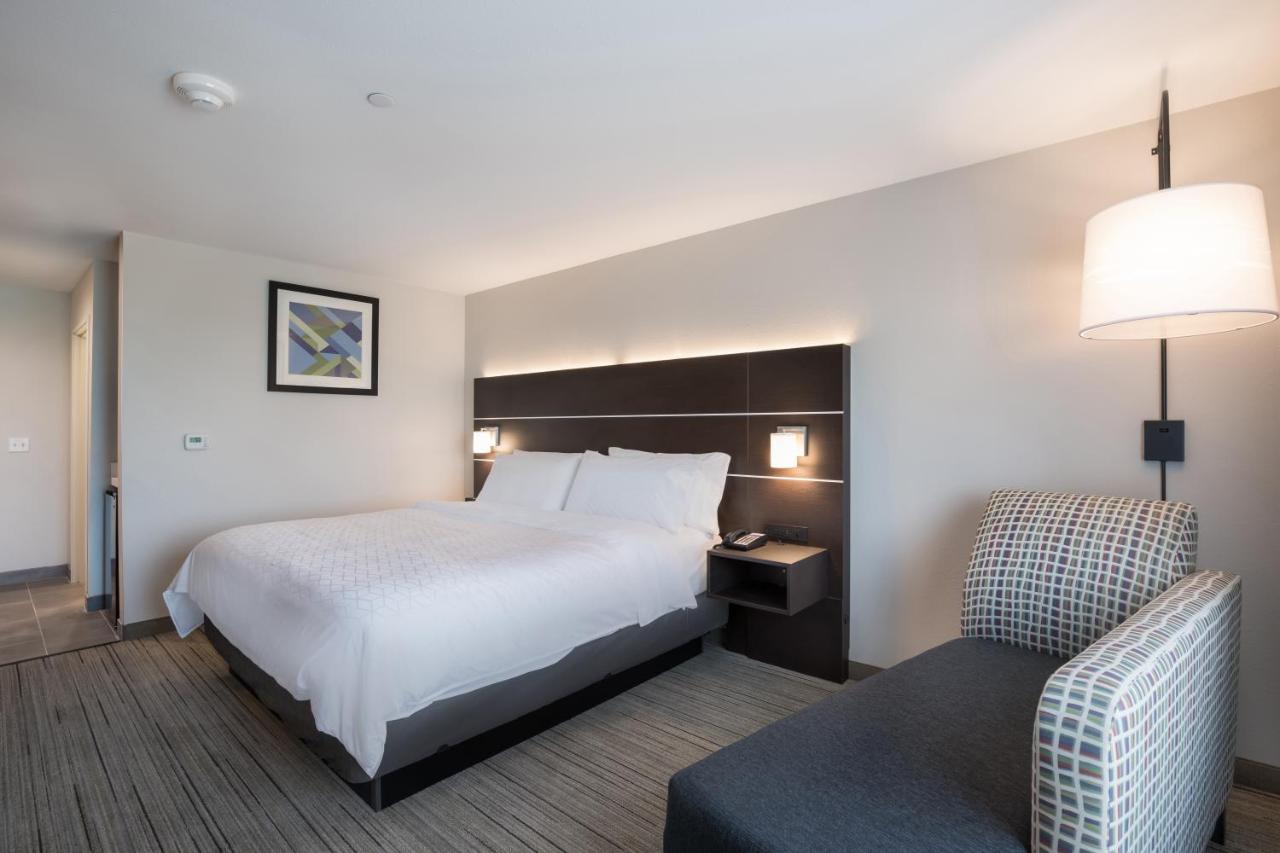 Holiday Inn Express & Suites Chicago - Hoffman Estates By Ihg Ngoại thất bức ảnh