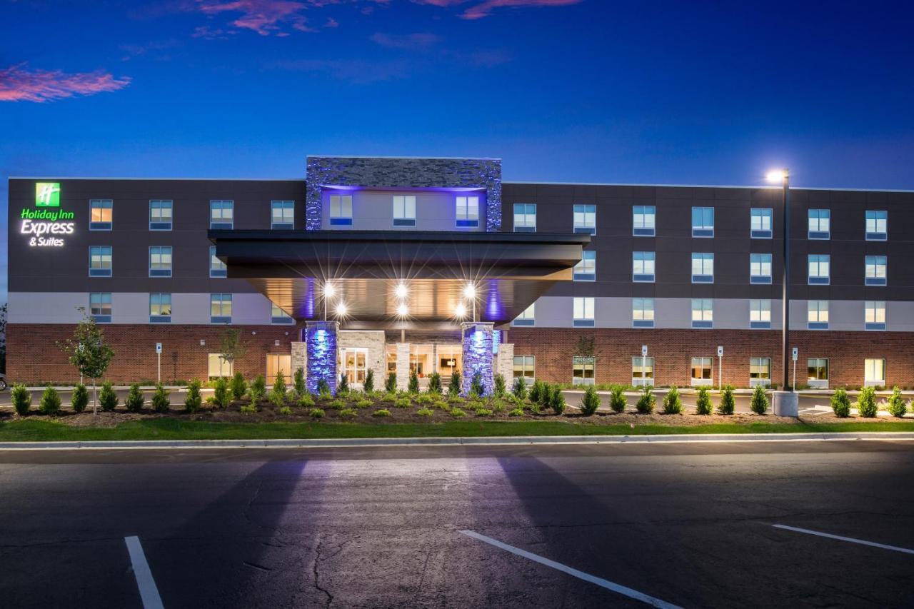 Holiday Inn Express & Suites Chicago - Hoffman Estates By Ihg Ngoại thất bức ảnh